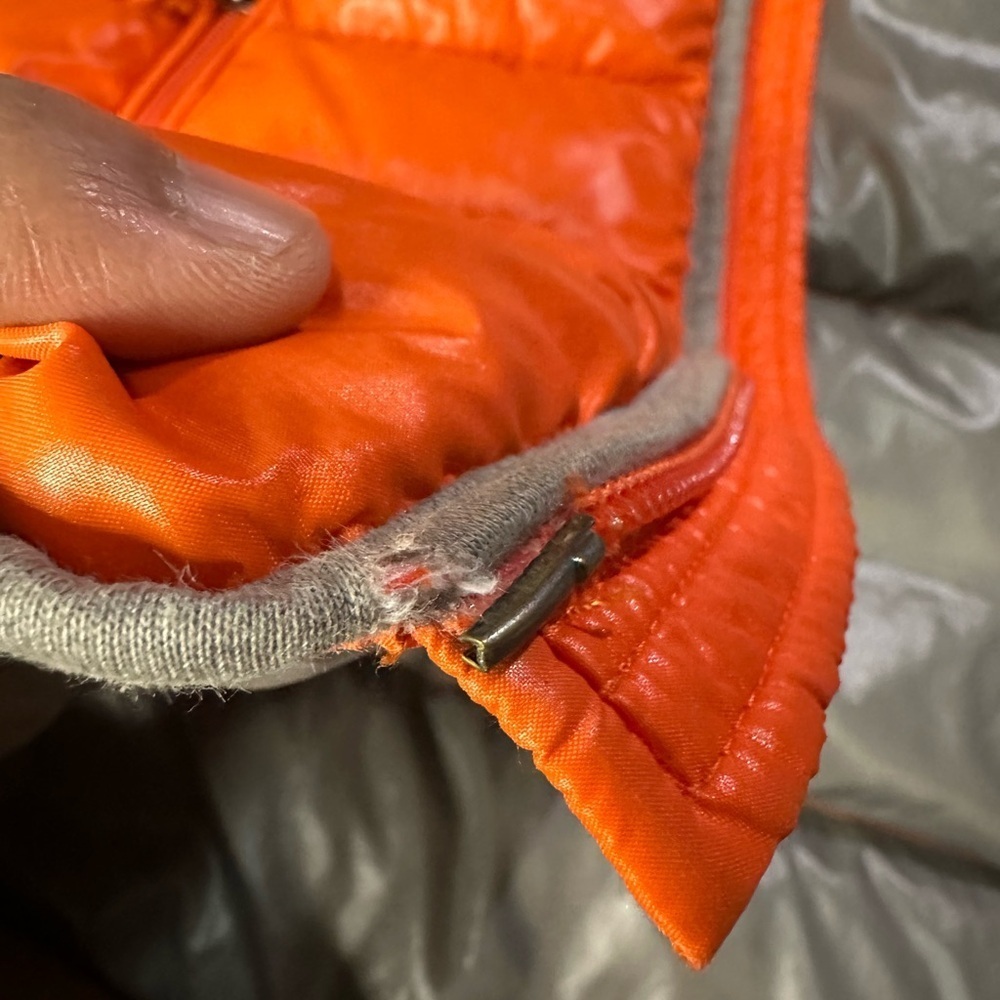 MONCLER kids puff jacket in orange - Picture 14 of 17